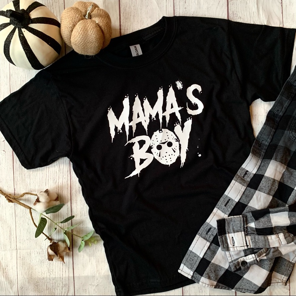 NEW Mama’s Boy Hockey Mask Halloween T-Shirt